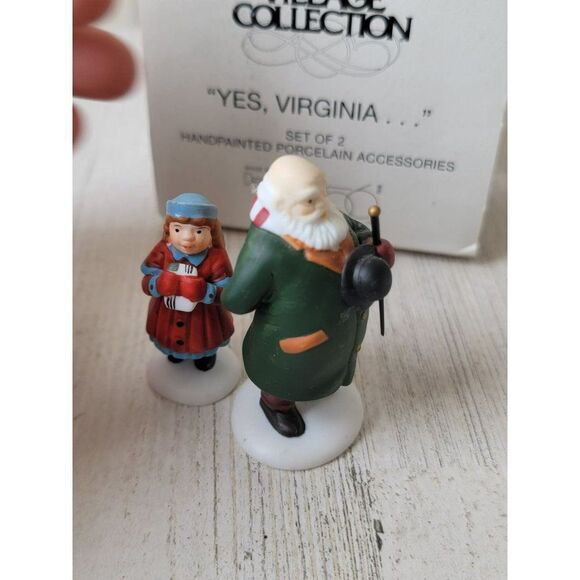 Dept 56 58890 Yes, Virginia... village accessory xmas set - Picture 4 of 6
